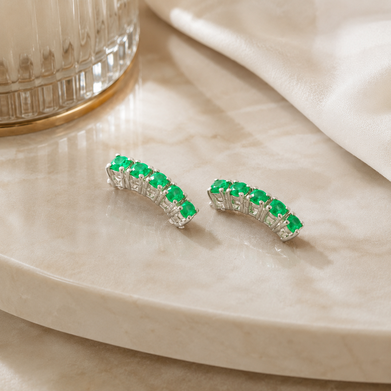 VIRELLA — Aretes en Plata y Esmeralda